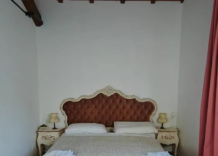 Borgo Acque Romane 3*