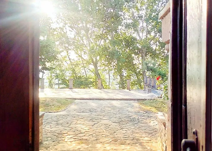 Borgo Acque Romane Bed and breakfast Servigliano