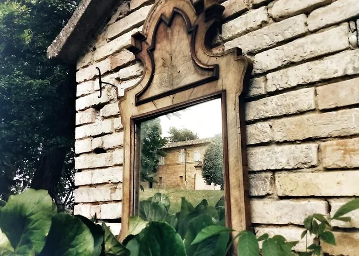 Borgo Acque Romane Bed and breakfast 3*